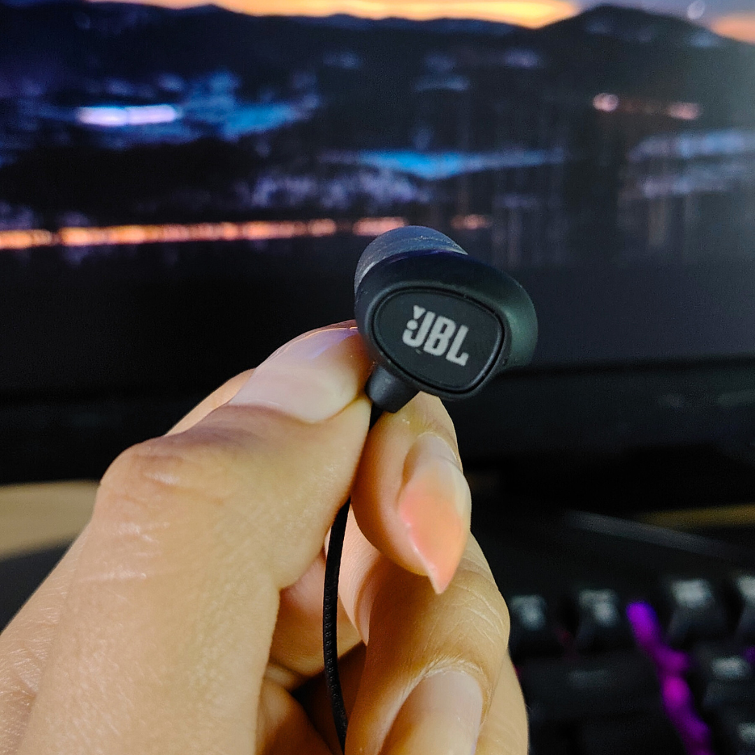 JBL plug 2