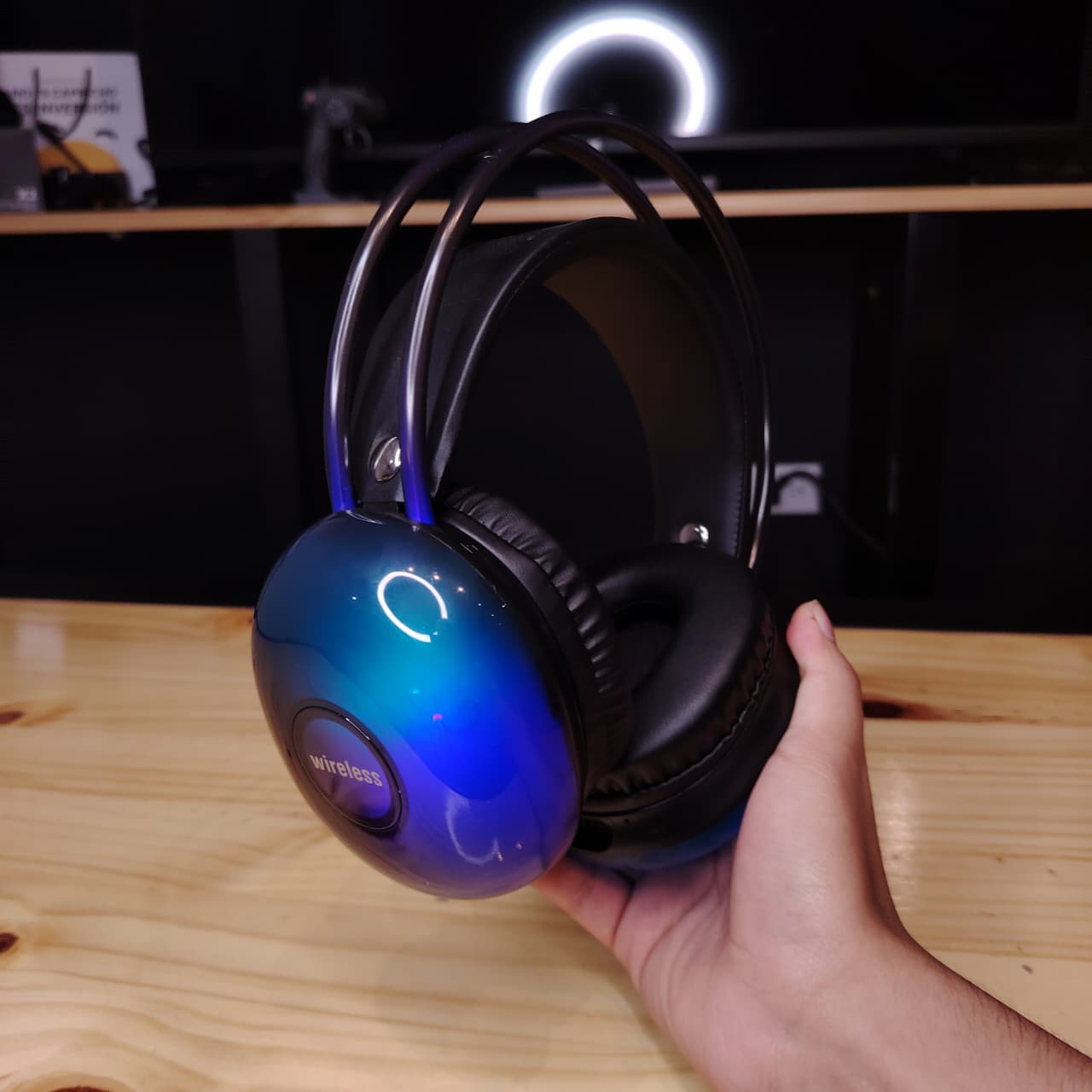 Sound Mix RGB – Audífonos On-Ear con Sonido HD y Luces Personalizables