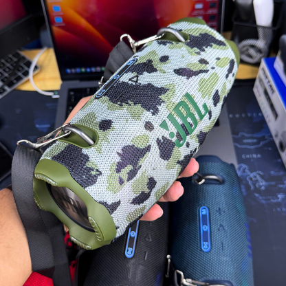 XTREEM Pro 4 – Bocina Inalámbrica Potente, Compacta y Con Estilo