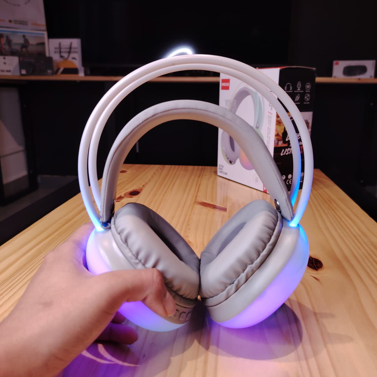 Sound Mix RGB – Audífonos On-Ear con Sonido HD y Luces Personalizables